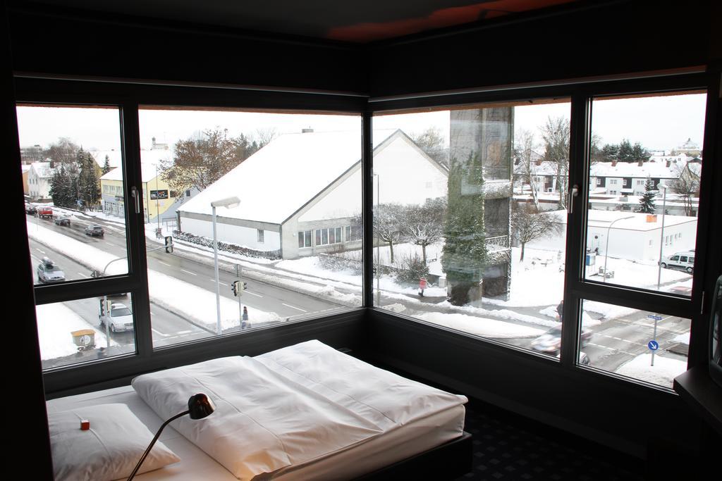 Kult Hotel Ingolstadt Cameră foto